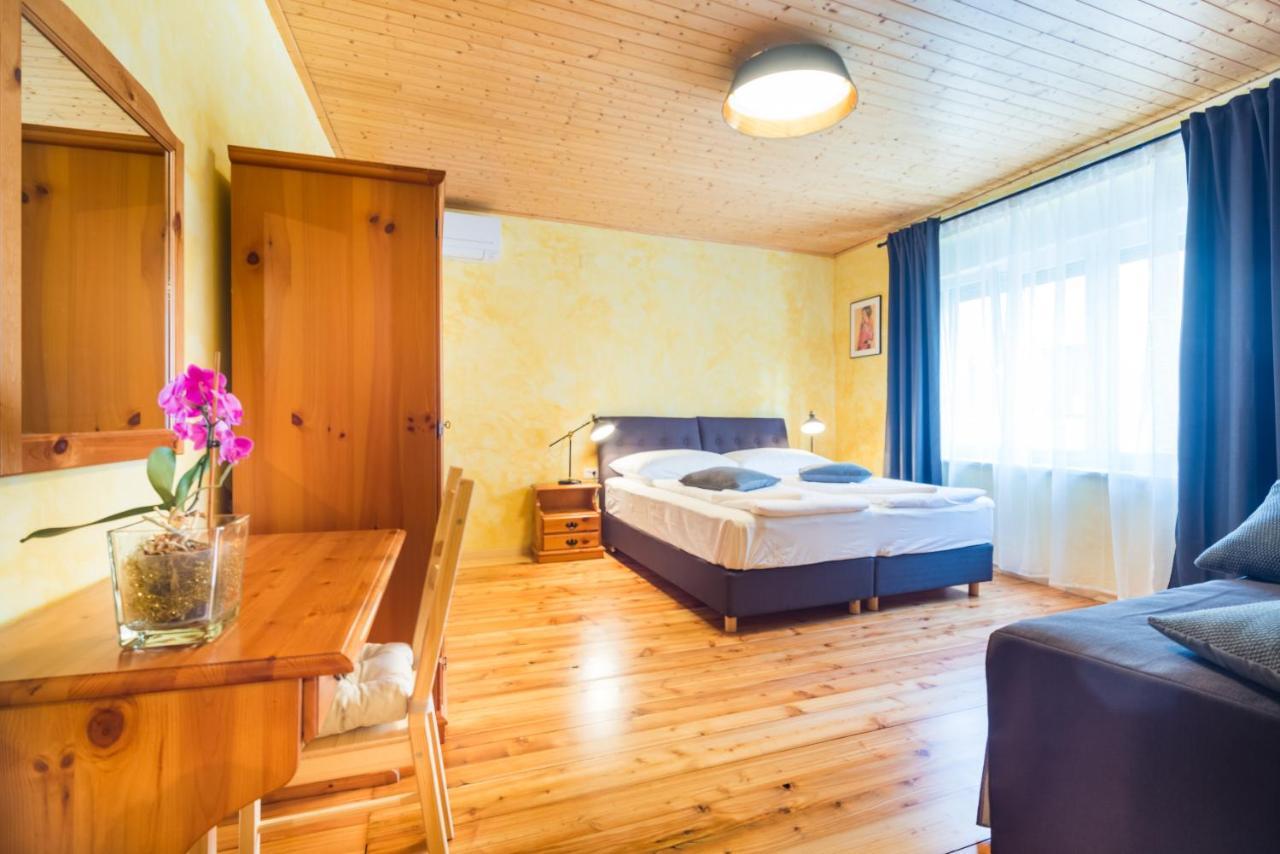Kobarid Rooms ภายนอก รูปภาพ
